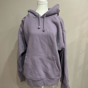 Aritizia TNA cozy fleece oversize hoodie size large ladies lilac purple color